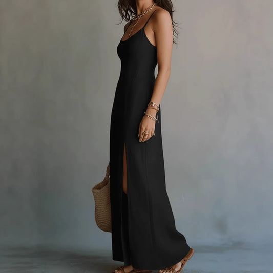 L'Élégance Noire : Robe Maxi à Bretelles et Fente Latérale – Lyros