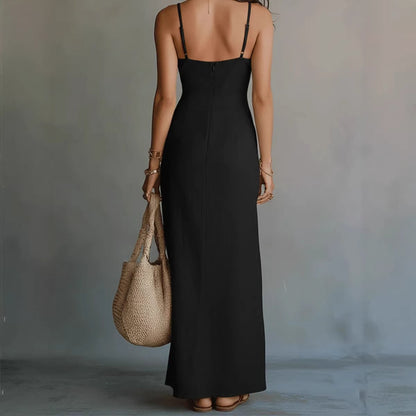 L'Élégance Noire : Robe Maxi à Bretelles et Fente Latérale – Lyros
