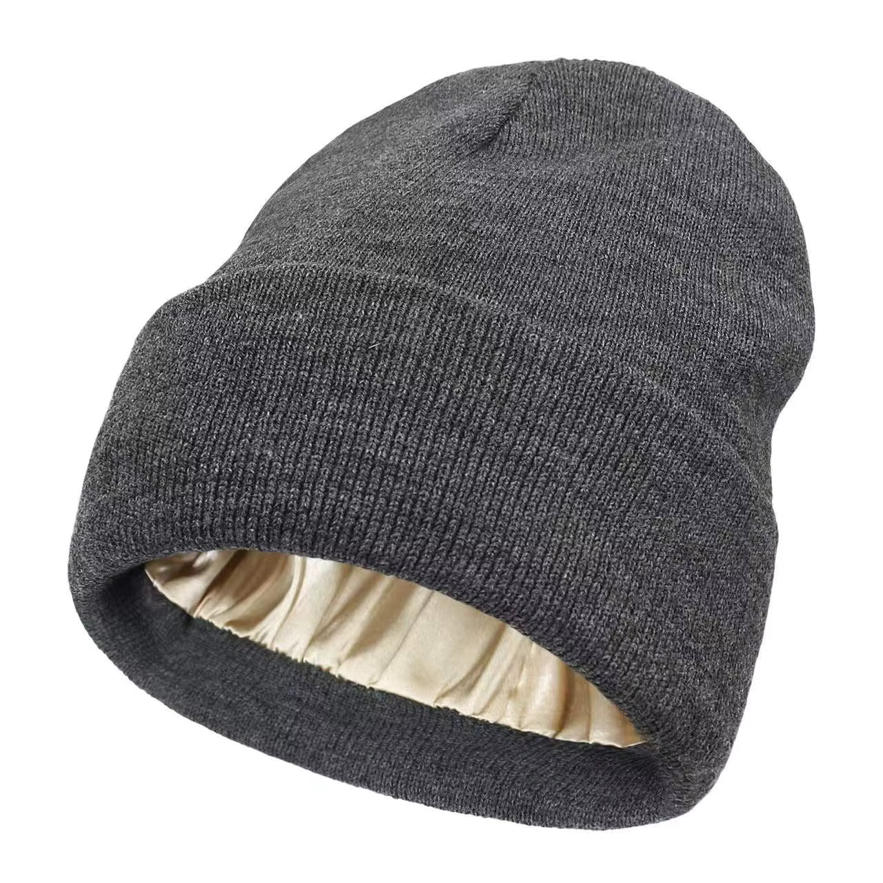 Silk-Lined Knitted Beanie – Hair Care &amp; Ultra Comfort
