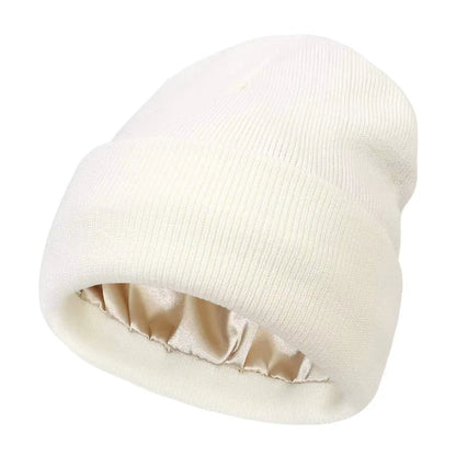 Silk-Lined Knitted Beanie – Hair Care &amp; Ultra Comfort