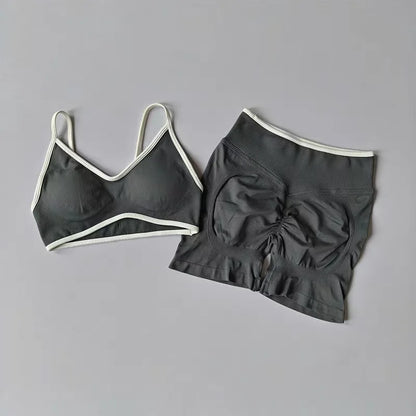 L’ensemble Aura, Short & Brassière