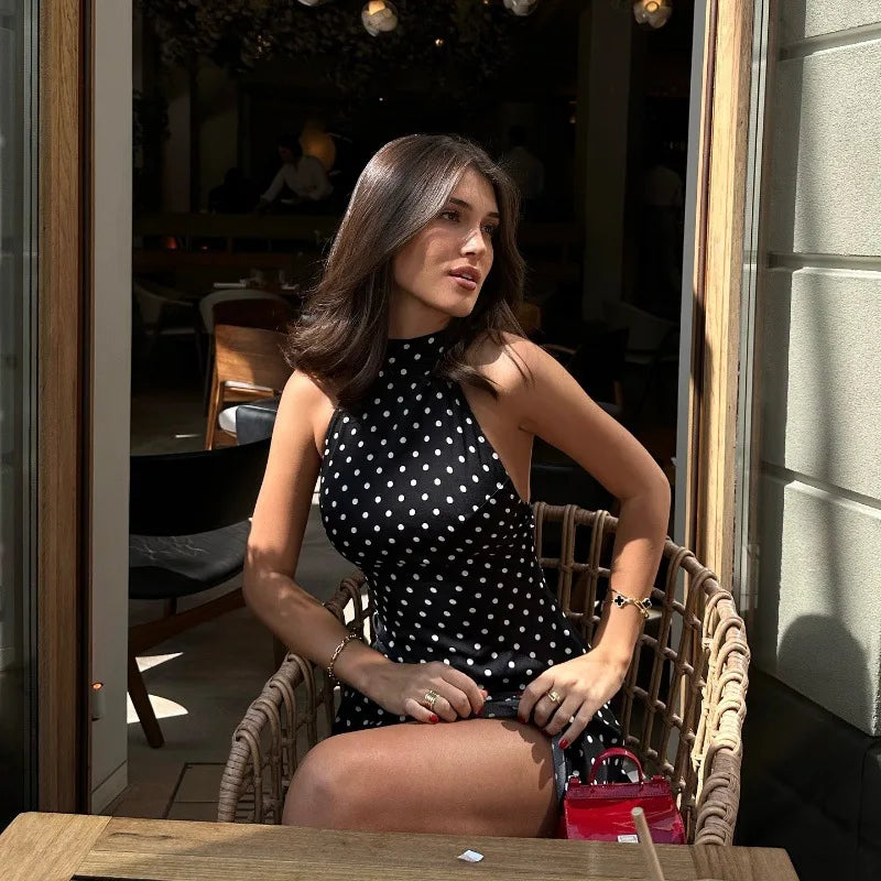 La Robe à Pois Lyros