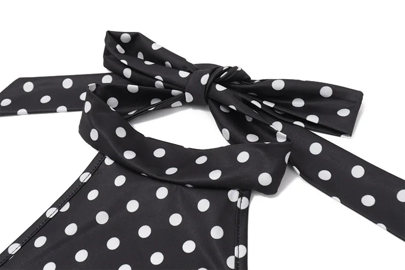 La Robe à Pois Lyros
