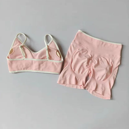 L’ensemble Aura, Short & Brassière