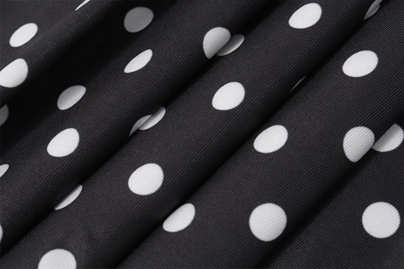 La Robe à Pois Lyros