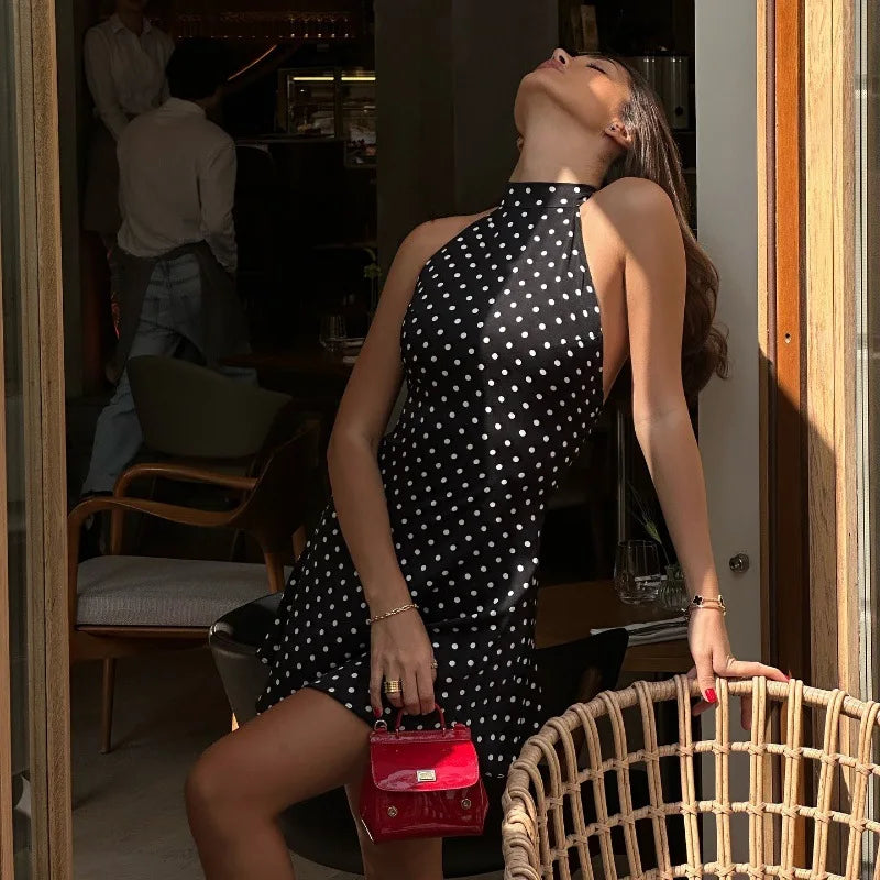 La Robe à Pois Lyros