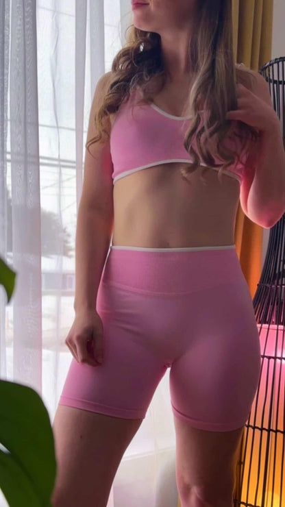 L’ensemble Aura, Short & Brassière